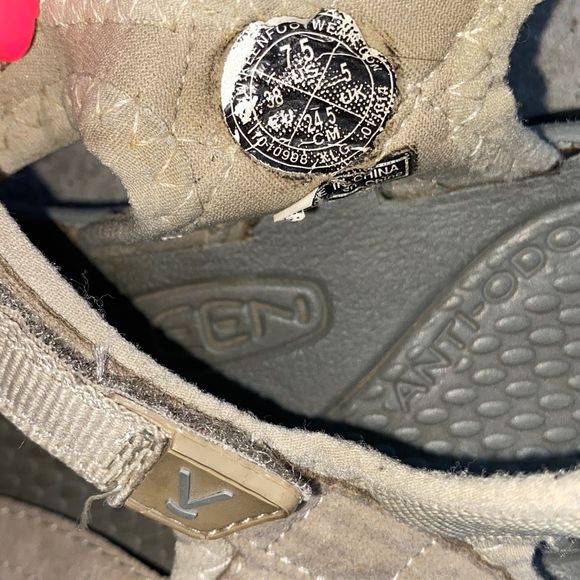 Keen rose sandals size 7.5 - Picture 5 of 6